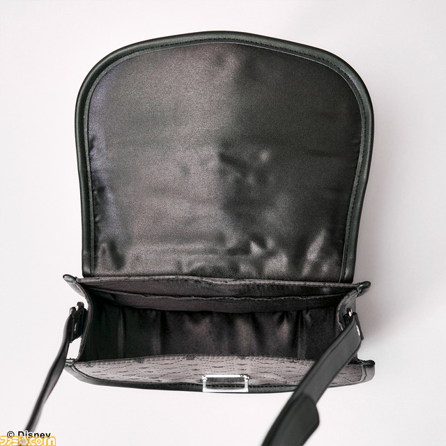 『キングダム ハーツ』トートバッグ、リュック、財布など全6アイテムが発売決定。モノグラム柄のジャガードを使用したおしゃれなデザイン