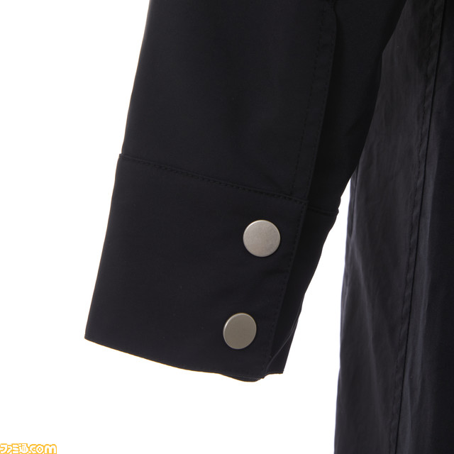 『ペルソナ5 ザ・ロイヤル』ジョーカーモデルのコートが登場。クールなデザインのバッグ、ナイフをイメージしたネックレスと合わせて予約受付中