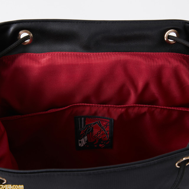 『ペルソナ5 ザ・ロイヤル』ジョーカーモデルのコートが登場。クールなデザインのバッグ、ナイフをイメージしたネックレスと合わせて予約受付中