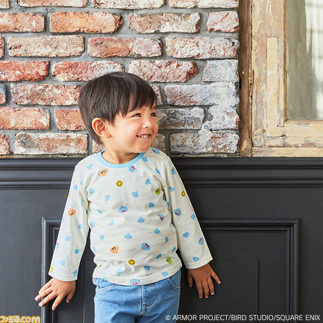 『ドラクエ』スライムタワーの色合いの帽子＆ミトンセットがかわいい。ベビー＆キッズ向け新商品が9月22日発売