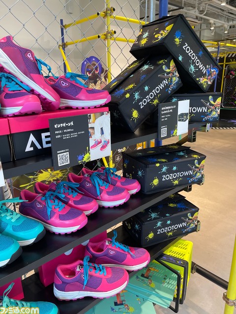 『スプラトゥーン3』×ZOZOTOWNのポップアップイベントで体験するゲーム内アイテムの再現度！ ギアからロッカー、細部の展示まで溢れるこだわりを写真たっぷりでフォトリポート