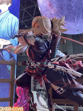 『Fate/Samurai Remnant(サムライレムナント)』宮本武蔵の等身大フィギュアがお出迎え! 武蔵の圧巻の造形美や、物語やバトルの一端を楽しめる試遊に心が踊る【TGS2023】