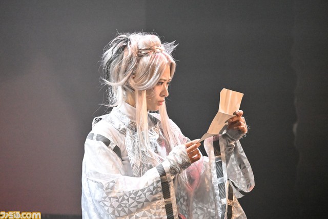 舞台『爆劔~源平最終決戦~』ゲネプロリポート。源平合戦をヨコオタロウ氏が料理すると異次元な展開に【グルメも絶望もあり】