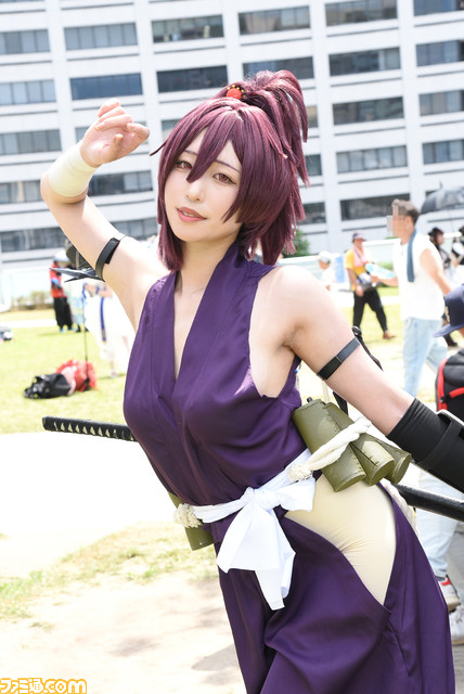 【コスプレ】『NIKKE』水着ネオンから『ウマ娘』『ブルアカ』、バニー衣装の『ダンガンロンパ』江ノ島盾子まで！ コスプレサミットのレイヤーをチェックしながら“TGS2023”で流行るゲームコスプレを大予想