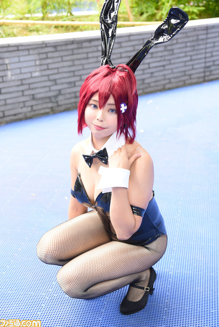 【コスプレ】『NIKKE』水着ネオンから『ウマ娘』『ブルアカ』、バニー衣装の『ダンガンロンパ』江ノ島盾子まで！ コスプレサミットのレイヤーをチェックしながら“TGS2023”で流行るゲームコスプレを大予想
