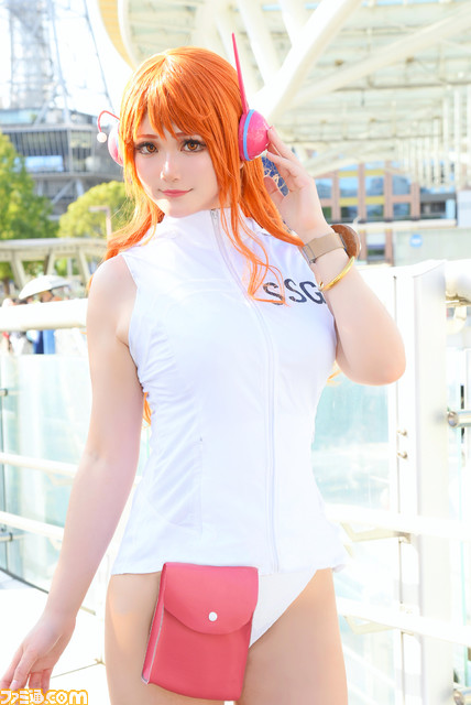 【コスプレ】『NIKKE』水着ネオンから『ウマ娘』『ブルアカ』、バニー衣装の『ダンガンロンパ』江ノ島盾子まで！ コスプレサミットのレイヤーをチェックしながら“TGS2023”で流行るゲームコスプレを大予想