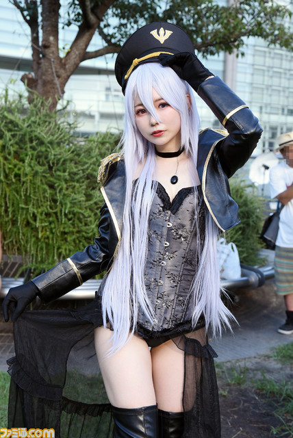 【コスプレ】『NIKKE』水着ネオンから『ウマ娘』『ブルアカ』、バニー衣装の『ダンガンロンパ』江ノ島盾子まで！ コスプレサミットのレイヤーをチェックしながら“TGS2023”で流行るゲームコスプレを大予想