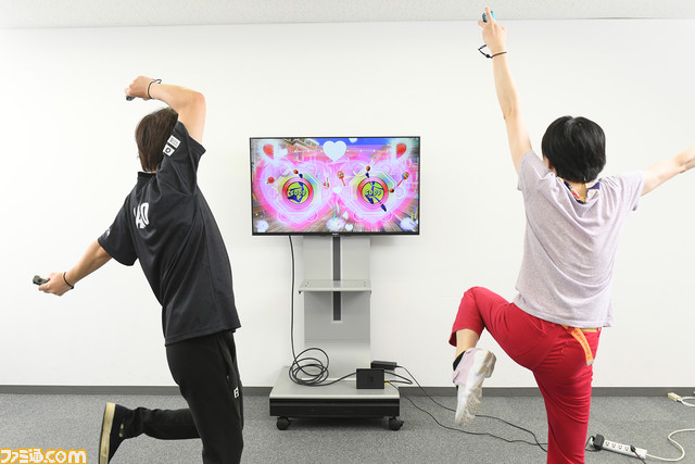 Switch『サンバDEアミーゴ』でアミーゴになる。社長と。プロ格闘ゲーマーのsakoさんと。