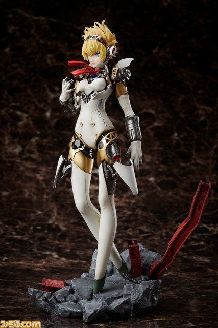 【ペルソナ】アイギスEXオルギアモードが1/6スケールでフィギュア化。胸部にあるパピヨンハートはLEDで発光