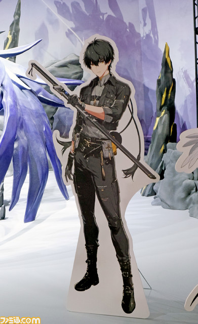 『鳴潮』ブースにはいまにも動き出しそうな超巨大無冠者に試遊ゾーン、グッズ配布と贅沢空間に【TGS2023】