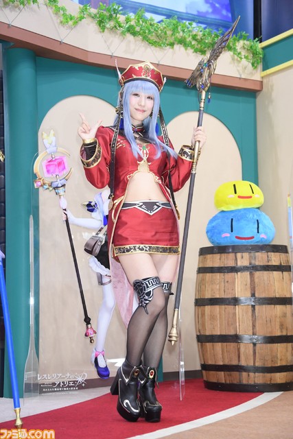 『レスレリアーナのアトリエ』公式コスプレイヤーがブースに集結！ kipiさん（レスナ）、シスルさん（ヴァレリア）、伊織もえさん（ライザ）ら6人が撮影会を開催【TGS2023】
