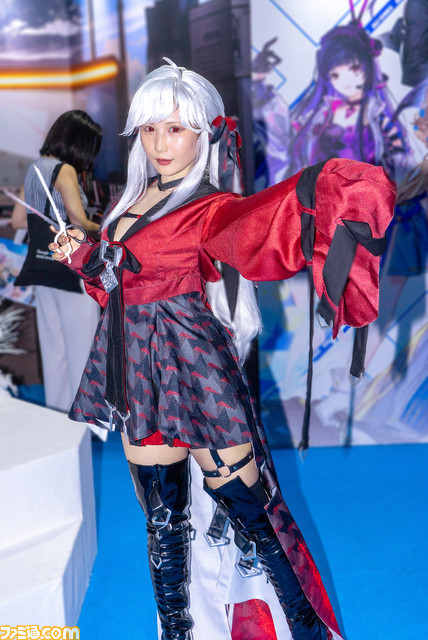 【コスプレ】『ブルアカ』バニーから『スト6』『バイオRE:4』『原神』『FF6』まで！“東京ゲームショウ2023”を彩ったコスプレイヤー30選【TGS2023】