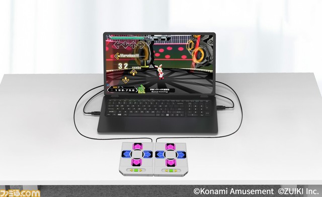 『ダンレボ クラシック ミニ』が発表、アーケード筐体が1/5サイズに。『DDR』専用コントローラーにも対応。10月10日よりクラウドファンディング開始