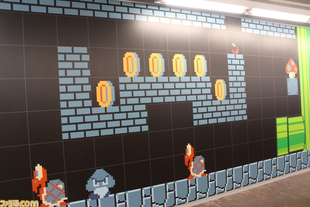 『スーパーマリオ』の世界を表現したグラフィック(壁画)が京都・四条通地下道に登場。目だけではなく耳でも堪能できる楽しい展示