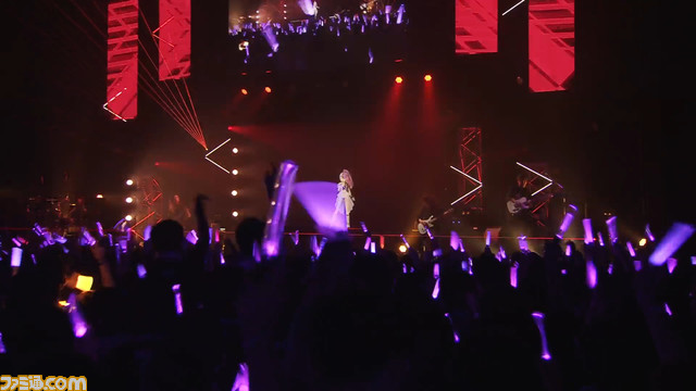 常闇トワさん1stソロライブリポート。「マジでみんなに会えてよかった! 何回も伝えたいよ!!」特別ゲストに猫汰つなさんも出演し、溢れる感情を歌に込める