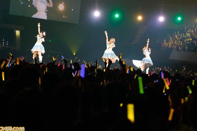 『シャニマス』5.5周年ライブ“星が見上げた空”2日目リポート。イルミネ、アンティーカ、放クラ、アルストの初期ユニット＆新星ユニット・コメティックが星空のもとで輝きを放つ