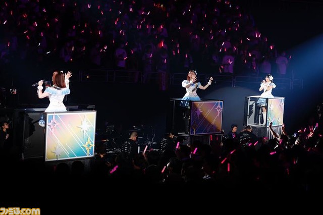 『シャニマス』5.5周年ライブ“星が見上げた空”2日目リポート。イルミネ、アンティーカ、放クラ、アルストの初期ユニット＆新星ユニット・コメティックが星空のもとで輝きを放つ