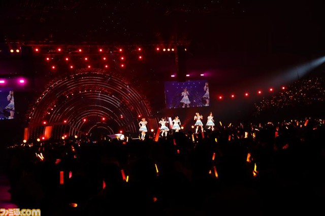 『シャニマス』5.5周年ライブ“星が見上げた空”2日目リポート。イルミネ、アンティーカ、放クラ、アルストの初期ユニット＆新星ユニット・コメティックが星空のもとで輝きを放つ