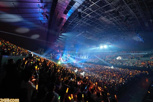 『シャニマス』5.5周年ライブ“星が見上げた空”2日目リポート。イルミネ、アンティーカ、放クラ、アルストの初期ユニット＆新星ユニット・コメティックが星空のもとで輝きを放つ