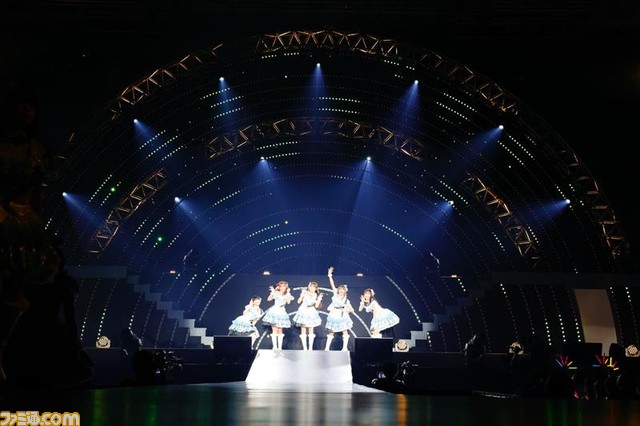 『シャニマス』5.5周年ライブ“星が見上げた空”2日目リポート。イルミネ、アンティーカ、放クラ、アルストの初期ユニット＆新星ユニット・コメティックが星空のもとで輝きを放つ