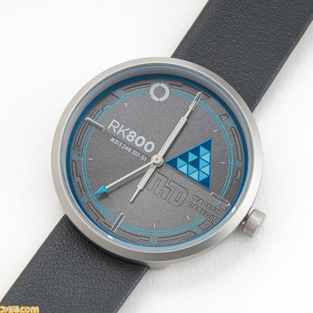 『デトロイト ビカム ヒューマン』コナーのジャケットをイメージしたアウターや、腕時計、財布、バッグが登場。本日（10/23）から予約受付を開始