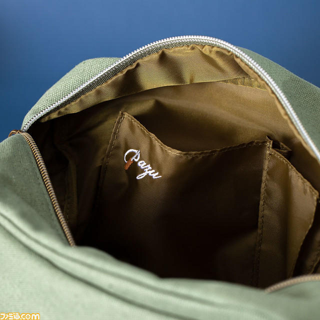 『天空の城ラピュタ』再現度の高すぎるパズーのカバンが明日（10/28）発売。ジブリ飯の定番である目玉焼きの乗ったパンを再現したポーチもリニューアル