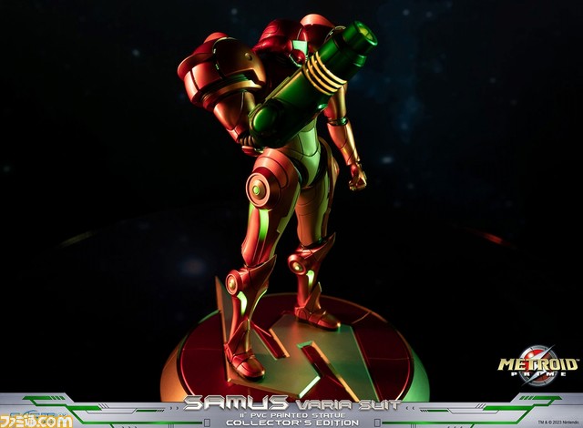 『メトロイドプライム』サムス(バリアスーツ装着)がフィギュア化。コレクターズエディション版はヘルメットやアームキャノンなどが光る