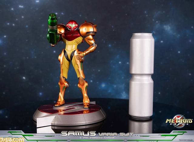 『メトロイドプライム』サムス(バリアスーツ装着)がフィギュア化。コレクターズエディション版はヘルメットやアームキャノンなどが光る