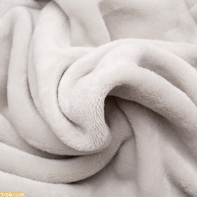 【ゲーミング着る毛布】4年ぶりの新作『ダメ着4Gネクスト』発売。操作を邪魔せず指先の冷えを防ぐ“可変ミトン”で集中度アップ