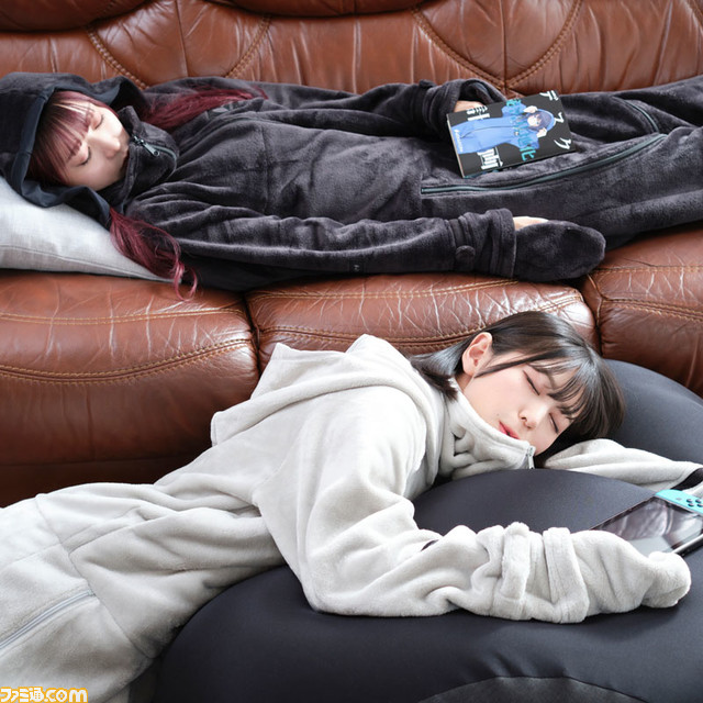 【ゲーミング着る毛布】4年ぶりの新作『ダメ着4Gネクスト』発売。操作を邪魔せず指先の冷えを防ぐ“可変ミトン”で集中度アップ