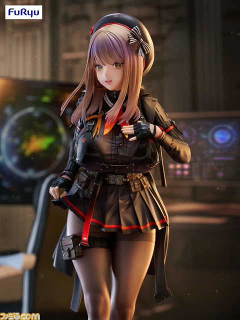 『NIKKE』エマのフィギュアが予約開始。抜群のプロポーションはもちろん、衣服の艶感やシワ感まで忠実に再現