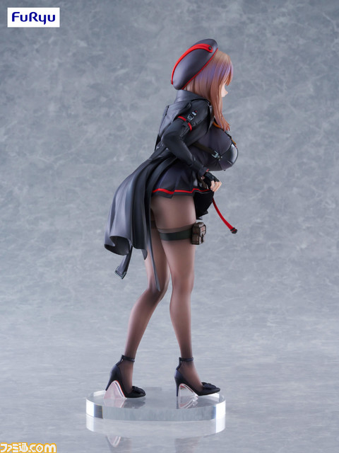 『NIKKE』エマのフィギュアが予約開始。抜群のプロポーションはもちろん、衣服の艶感やシワ感まで忠実に再現