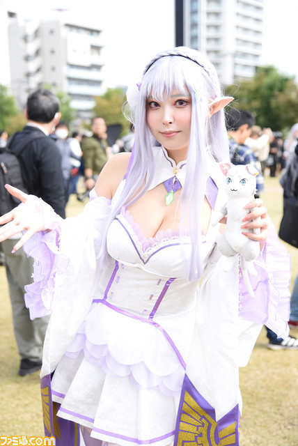 【コスプレ30選】『NIKKE』バニーから『ニーア』『FF7』『SAO』ヒロインまで！ “池袋ハロウィン2023”を彩ったコスプレイヤーたち