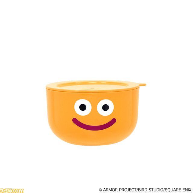 『ドラクエ』年越しをテーマにしたくじが11月25日より発売。スライム型の土鍋や鍋敷き、ドットフィールドのブランケットなどが当たる