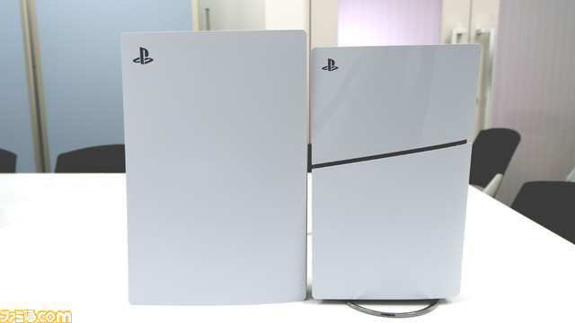 新型PS5比較まとめ。価格やサイズ、重さ、入出力端子の違い、ディスクドライブの取り外し方などを前モデルの写真と合わせてお届け