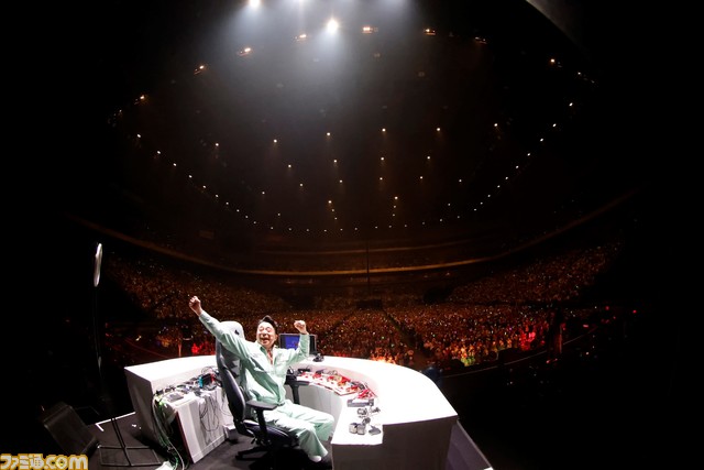 『ゲームセンターCX 有野の挑戦 20周年大感謝祭』さいたまスーパーアリーナでの舞台裏に密着。イベント本編も見られるCS特別版が12月31日に独占放送