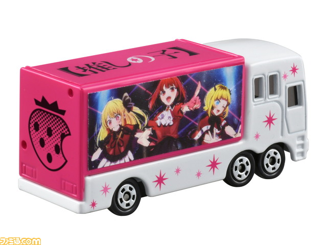 『【推しの子】』がリカちゃんとトミカに。ドリームトミカのコンサートトラックはB小町Ver.とアクア&ルビーVer.の2種が登場