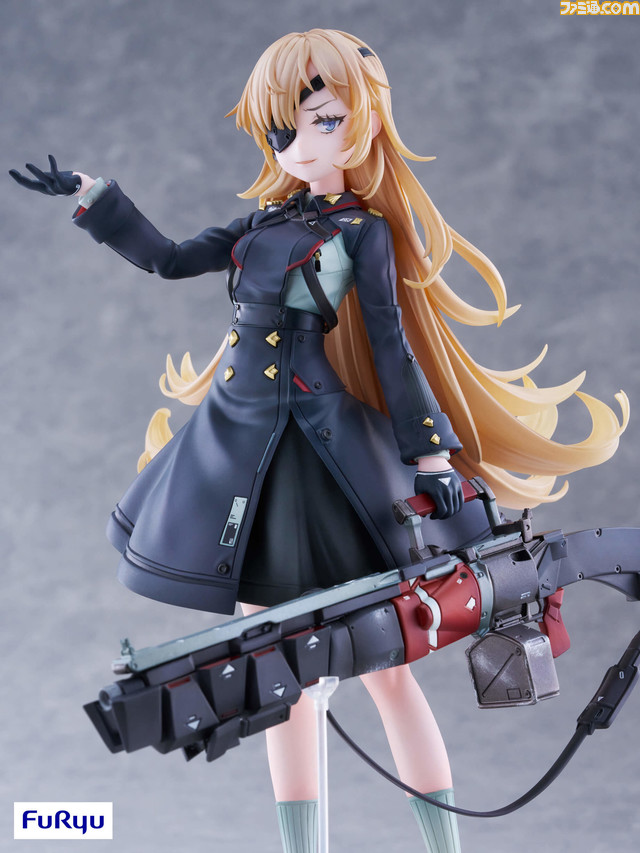 『NIKKE』ギロチンの1/7スケールフィギュアが予約開始。不敵な笑みの表情、衣装や眼帯などに描かれたロゴを丁寧に再現
