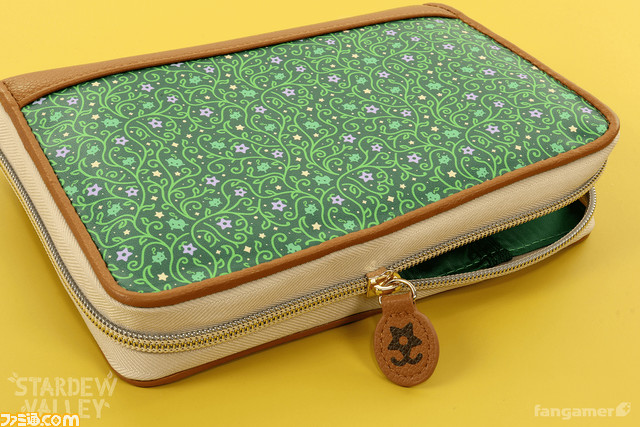 『スターデューバレー』ステーショナリーポーチとピンバッジが発売。ピンバッジにはおじいさんが手紙を託す印象的な場面をデザイン