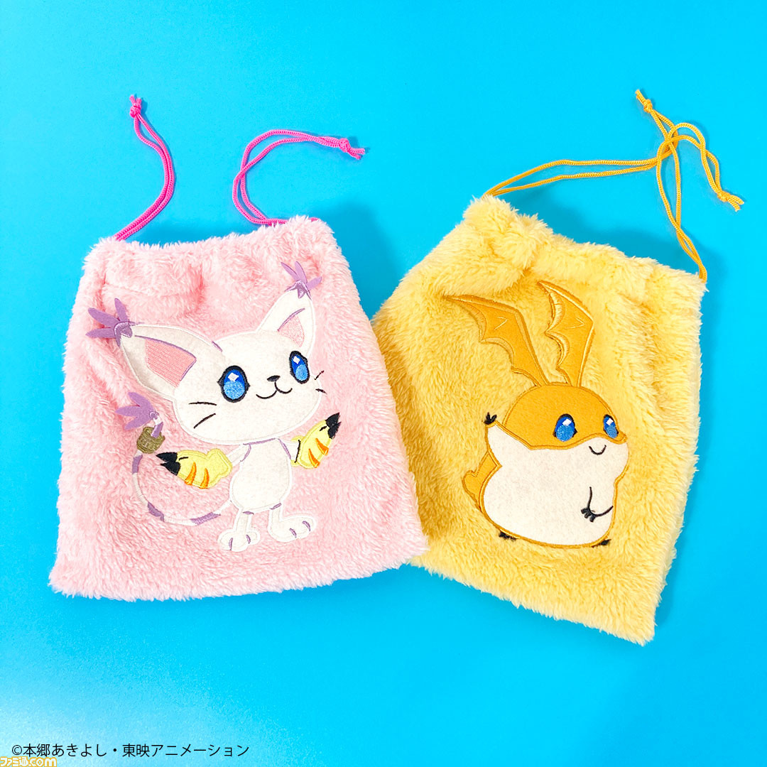 デジモン』アグモンやパタモンのレトロなデザインの巾着ポーチや