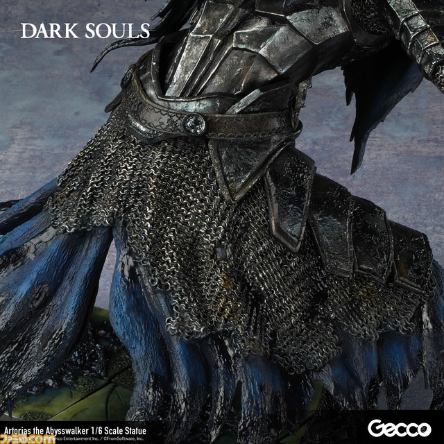 『ダークソウル』の深淵歩きアルトリウスが1/6スケールで立体化。本日(12/14)より予約受付を開始。だらんと垂れ下がった左腕と上半身を屈めたポーズは、登場ムービーを彷彿とさせる