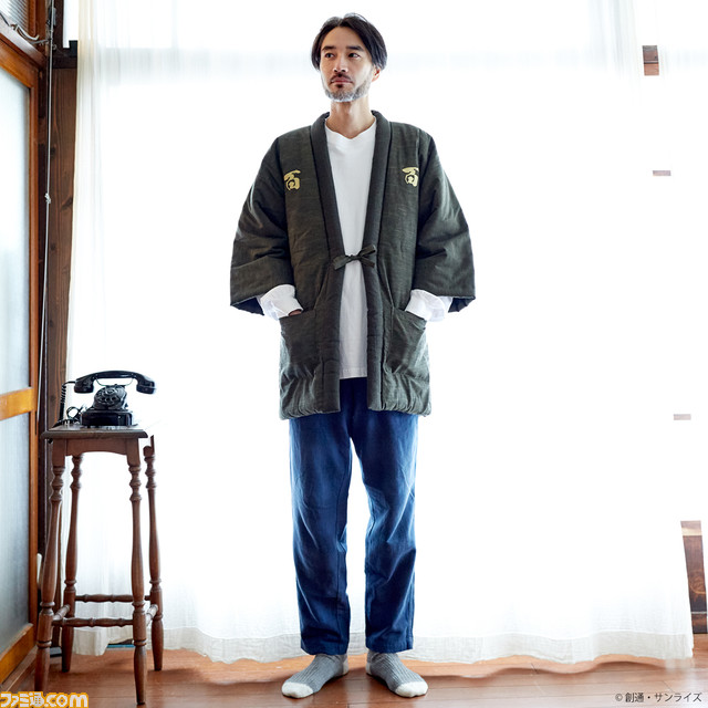 『Zガンダム』宮田織物とのコラボ半纏が12月16日より発売。背中には筆絵で描かれたZガンダム、キュベレイ、百式がデザイン