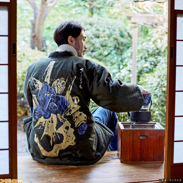 『Zガンダム』宮田織物とのコラボ半纏が12月16日より発売。背中には筆絵で描かれたZガンダム、キュベレイ、百式がデザイン