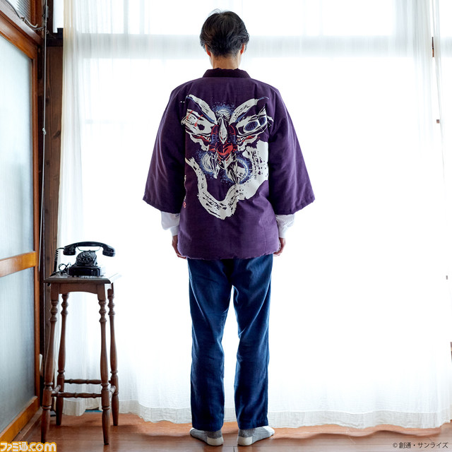 『Zガンダム』宮田織物とのコラボ半纏が12月16日より発売。背中には筆絵で描かれたZガンダム、キュベレイ、百式がデザイン