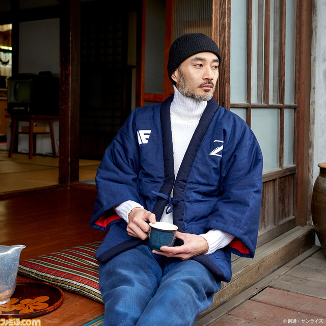 『Zガンダム』宮田織物とのコラボ半纏が12月16日より発売。背中には筆絵で描かれたZガンダム、キュベレイ、百式がデザイン