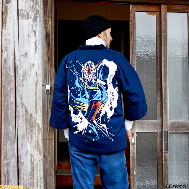 『Zガンダム』宮田織物とのコラボ半纏が12月16日より発売。背中には筆絵で描かれたZガンダム、キュベレイ、百式がデザイン