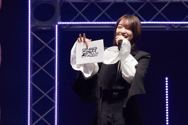 映画『チェンソーマン レゼ篇』発表にあわせ、レゼ役・上田麗奈が登場! ジャンプフェスタ2024『チェンソーマン』公式レポートが到着