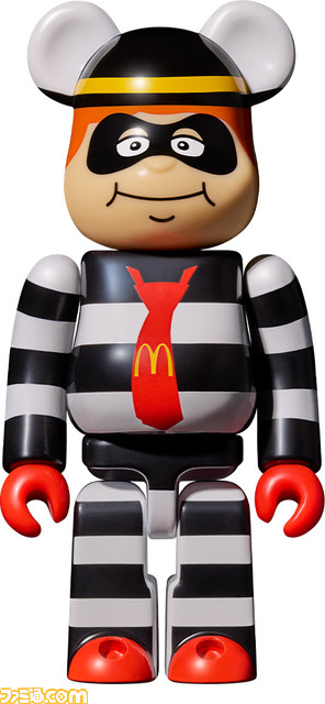 『ゴジラ』がマクドナルドと初コラボ。クマ型ブロックフィギュア“ベアブリック”4体セットを発売。事前抽選の受付は12月20日スタート