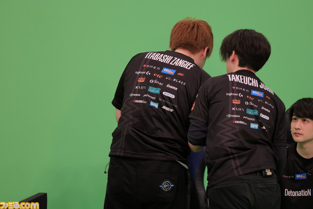 【スト6】SFL2023プレイオフDay2リポート。リーダーの板橋ザンギエフ選手が競り勝ちDFMがグランドファイナル進出決定！ 多数の現地写真＆インタビューも