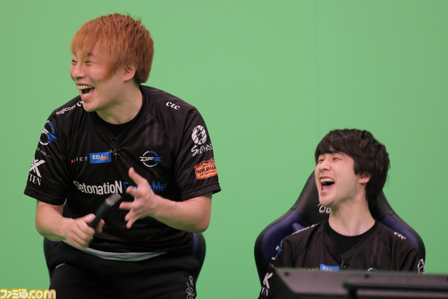 【スト6】SFL2023プレイオフDay2リポート。リーダーの板橋ザンギエフ選手が競り勝ちDFMがグランドファイナル進出決定！ 多数の現地写真＆インタビューも